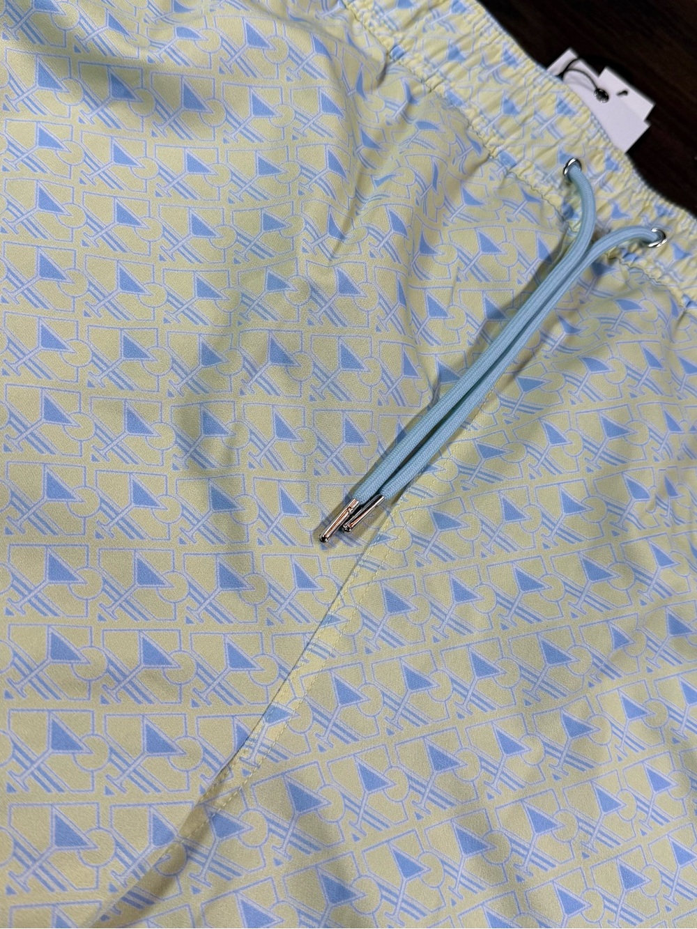 Robert Graham Yellow and Pale Blue Printed Elastic Waist Shorts